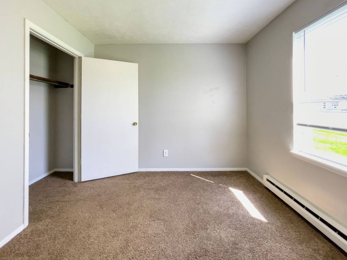Apartment for rent at 1701 E 14th St, Muncie, IN 47302