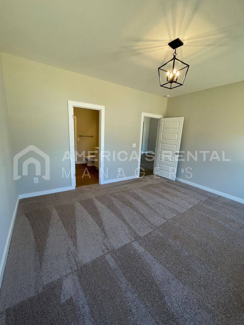 House for rent at 2124 Sullivan Dr, Cullman, AL 35055