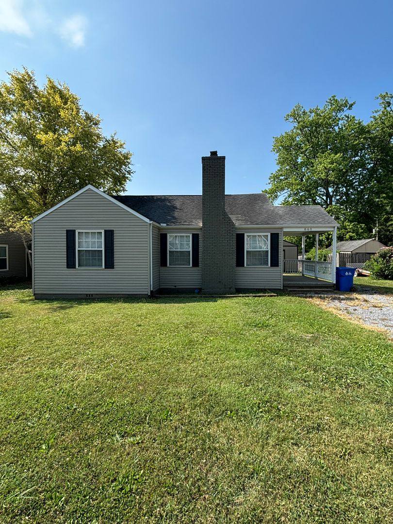 House for rent at 860 Burroughs Rd, Alcoa, TN 37701