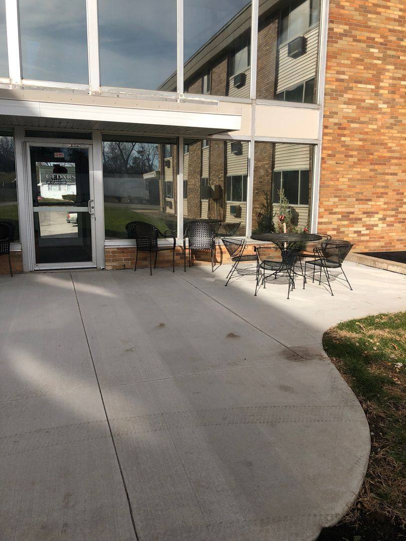 Apartment for rent at 2030 1st Ave NE, Cedar Rapids, IA 52402