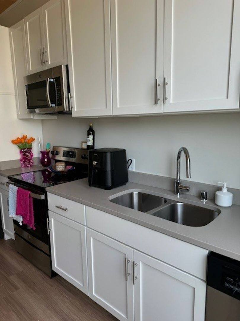 Apartment for rent at 300 W Florida St, Milwaukee, WI 53204
