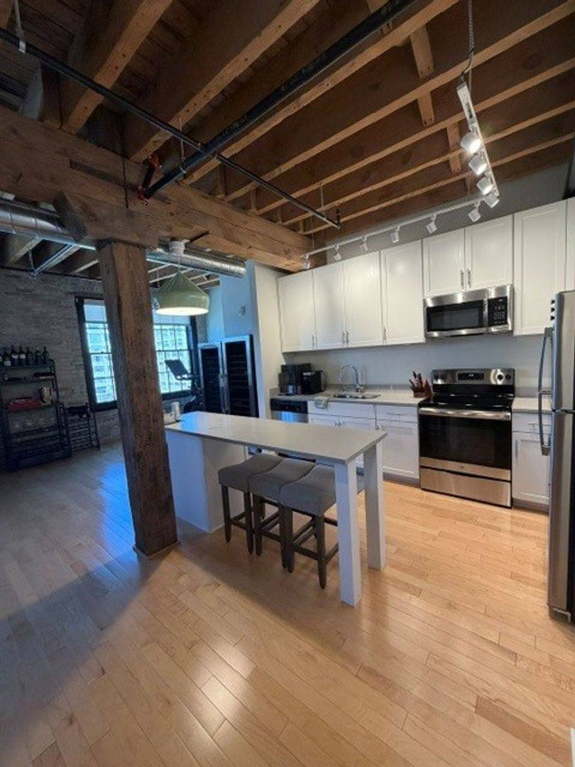 Apartment for rent at Timber Lofts Mke, 300 W Florida St, Milwaukee, WI 53204