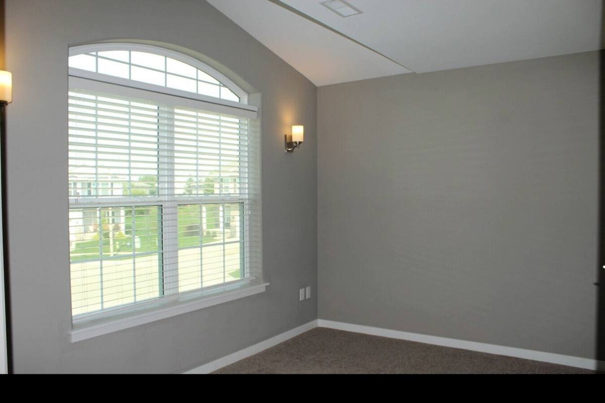Apartment for rent at 300 Sunset Place, North Liberty, IA 52317