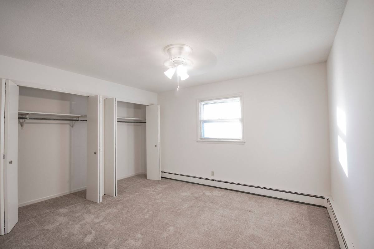 Apartment for rent at 1500 W Anthony Dr, Champaign, IL 61821