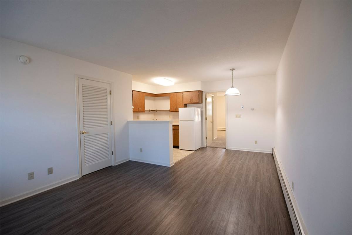 Apartment for rent at 1500 W Anthony Dr, Champaign, IL 61821