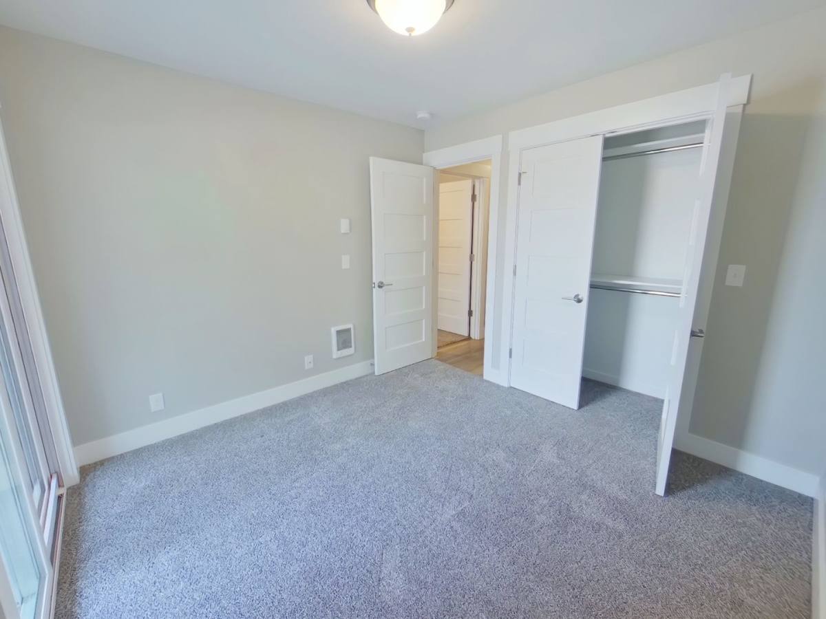 Apartment for rent at 405 E 14th Ave, Eugene, OR 97401
