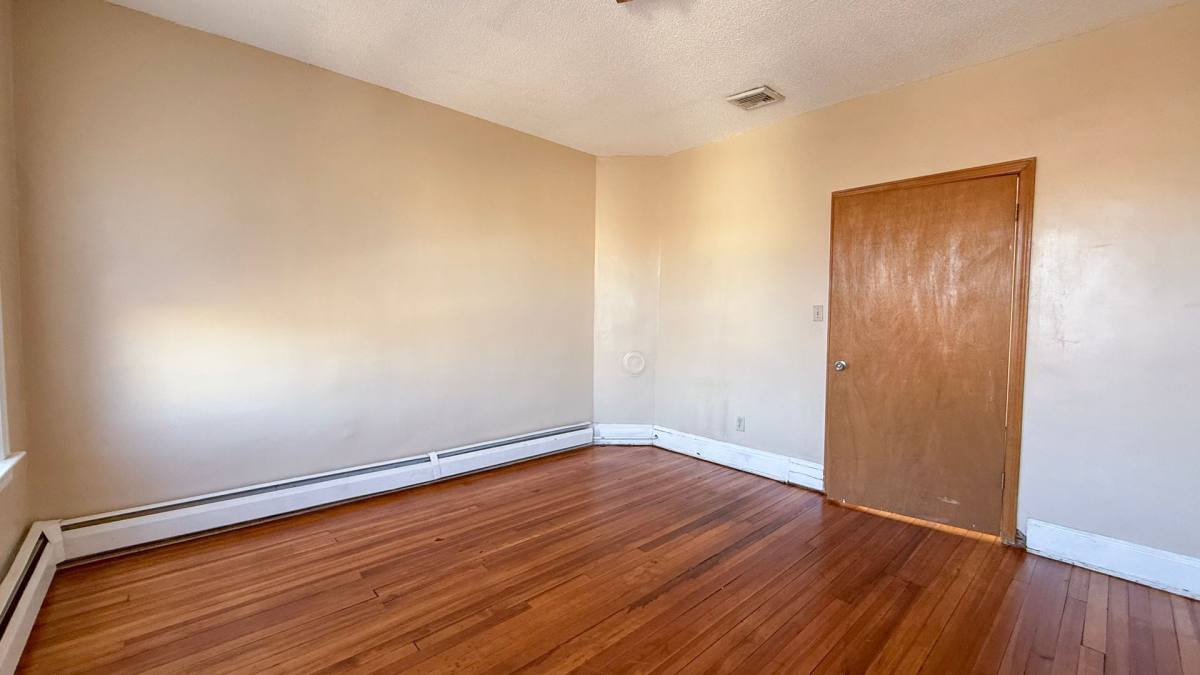 Apartment for rent at 351-357 Franklin Ave, Hartford, CT 06114