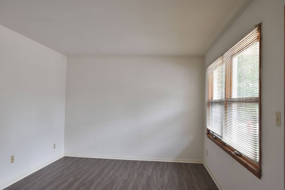 Apartment for rent at 607- 611 W Healey St, Champaign, IL 61820