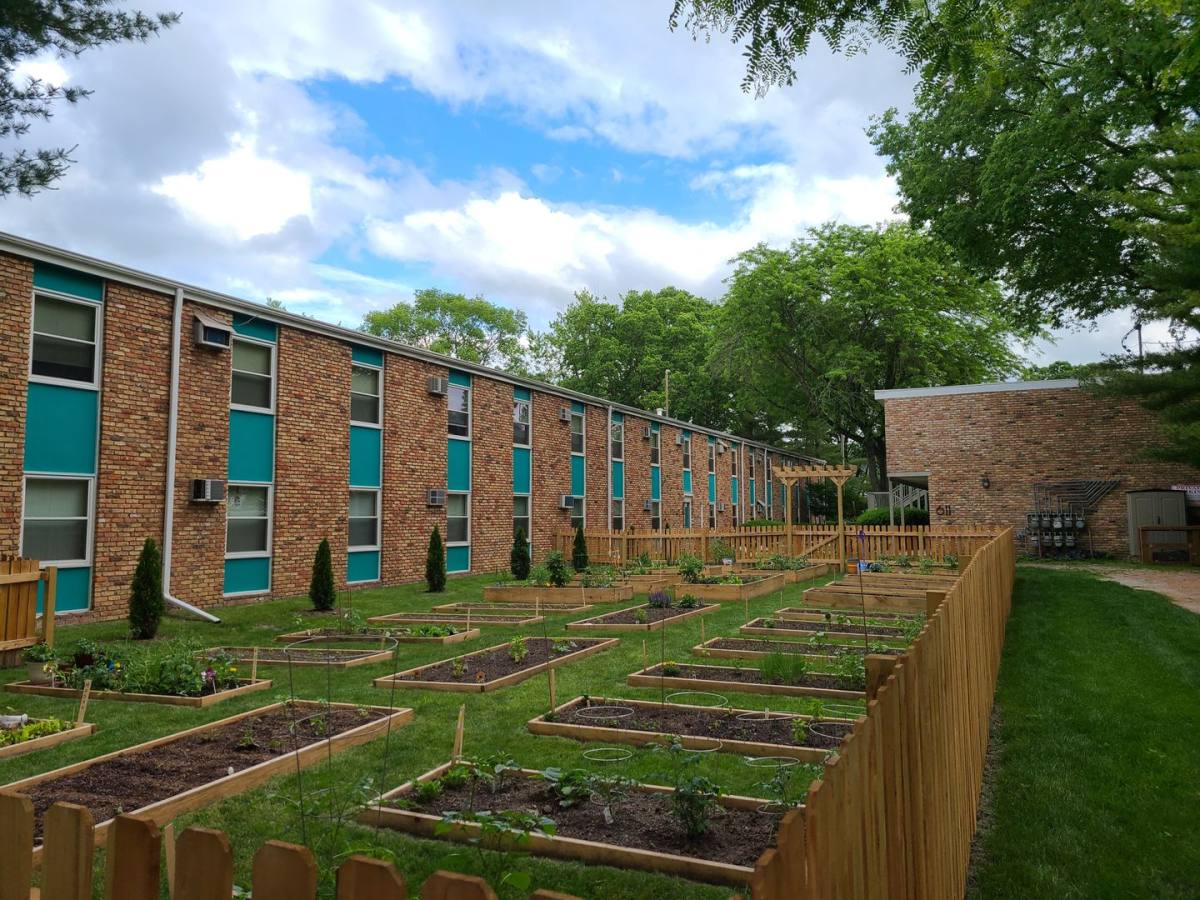 Apartment for rent at 607- 611 W Healey St, Champaign, IL 61820
