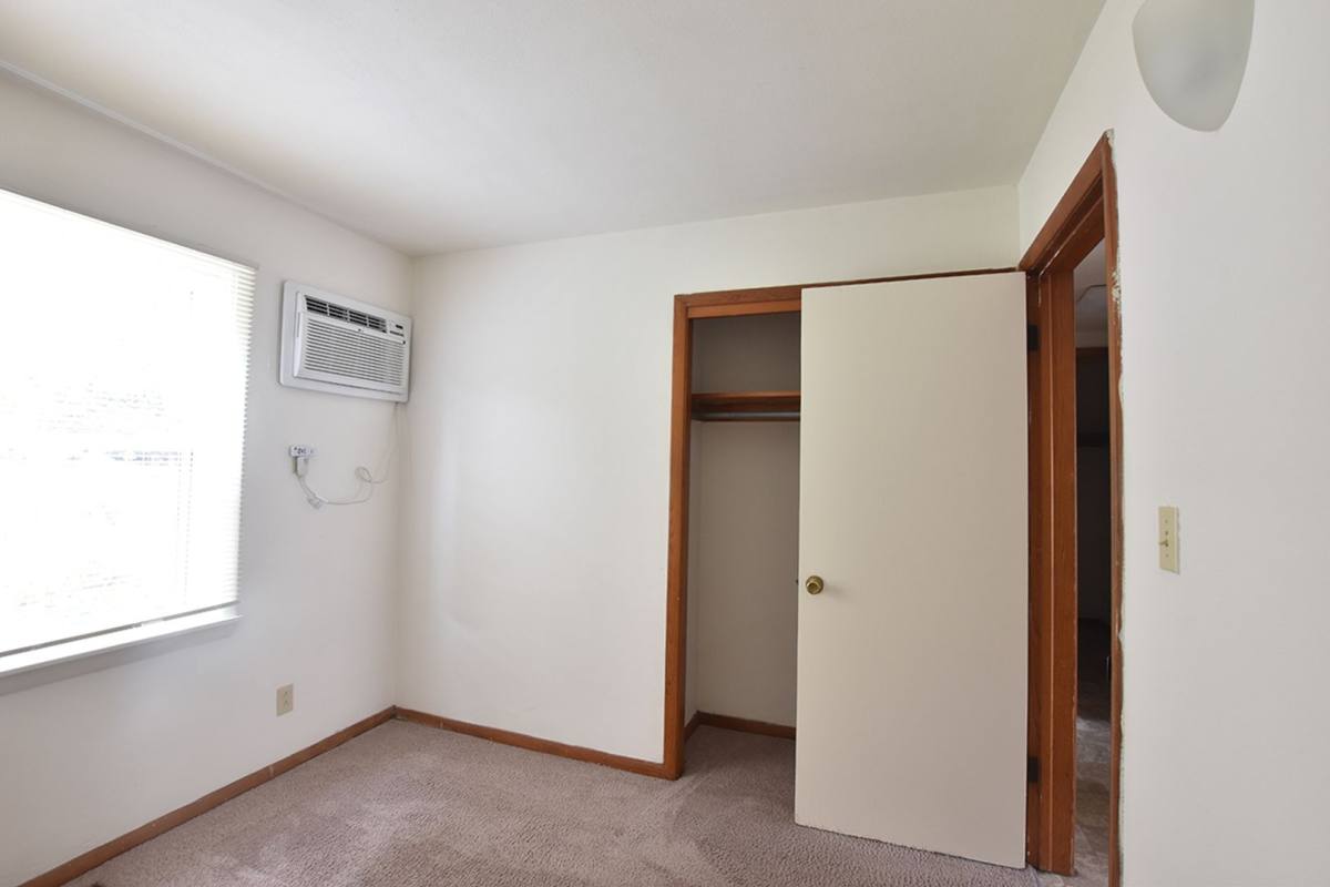 Apartment for rent at 607- 611 W Healey St, Champaign, IL 61820