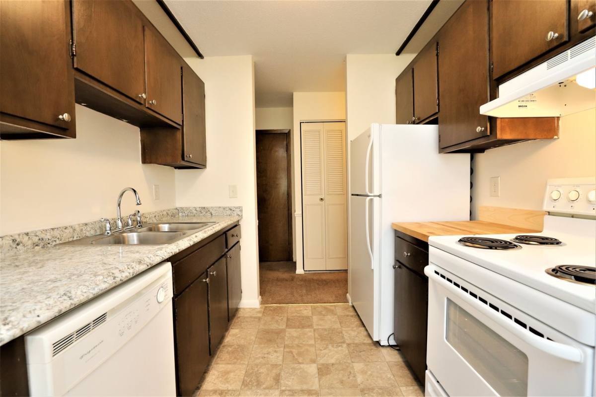 Apartment for rent at 1819 W Old Shakopee Rd, Minneapolis, MN 55431