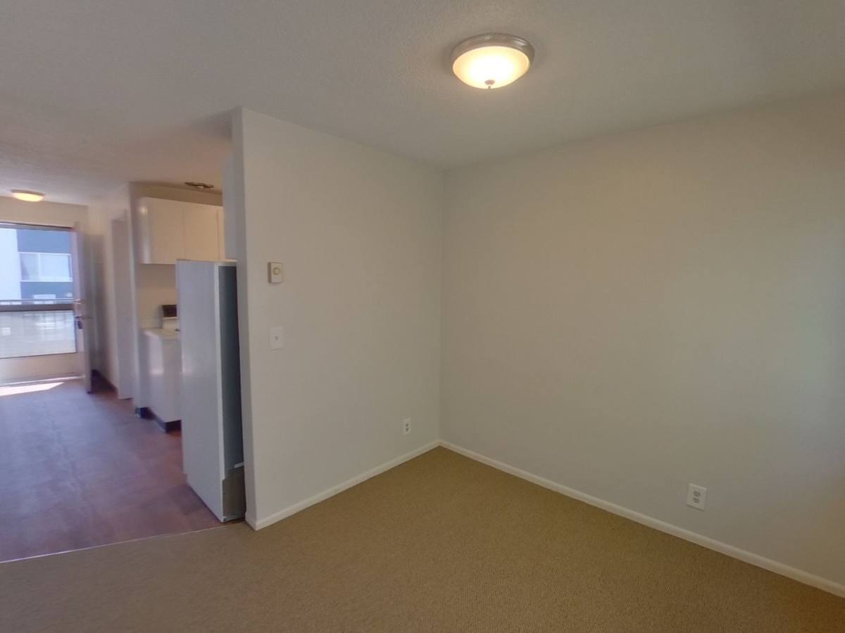 Apartment for rent at 945 E 19th Ave, Eugene, OR 97403
