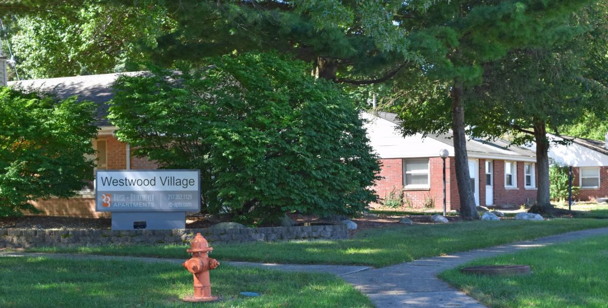Apartment for rent at 3119- 3303 W Kirby Ave, 1603-1612 Maynard Dr, Champaign, IL 61822