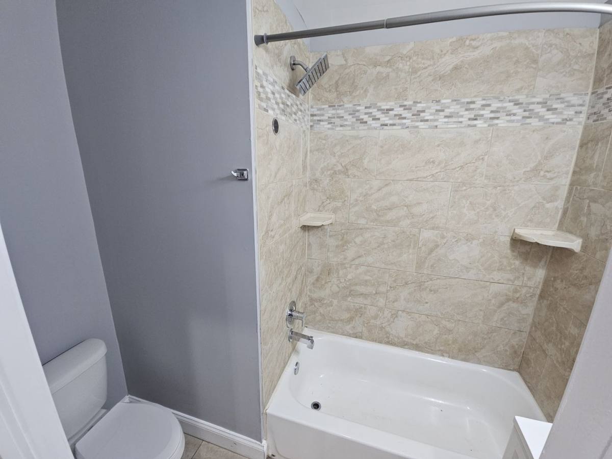 Townhouse for rent at 1246 Cleveland St, Baltimore, MD 21230