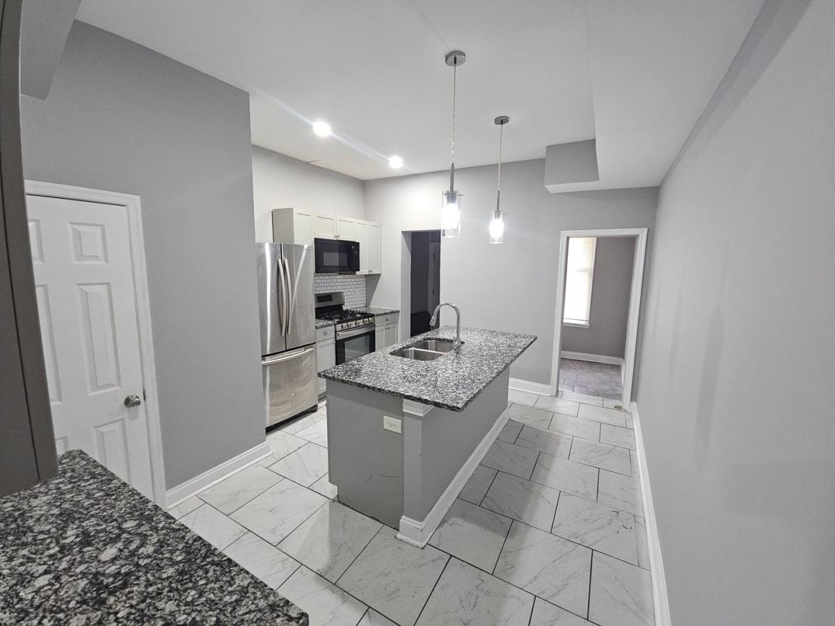 Townhouse for rent at 1246 Cleveland St, Baltimore, MD 21230