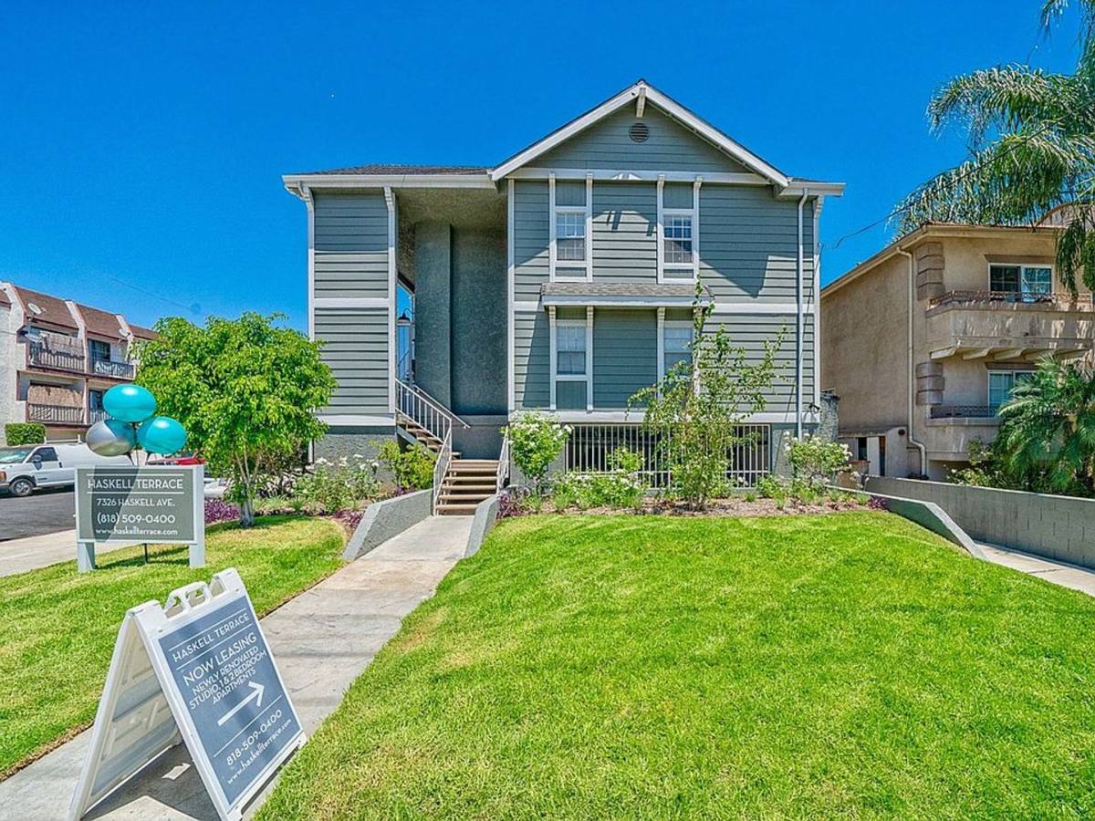 Apartment for rent at 7326 Haskell Ave, Van Nuys, CA 91406