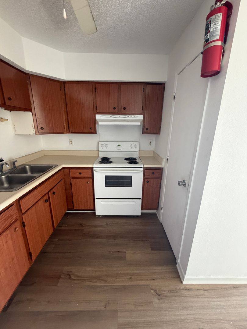 Apartment for rent at 503 SE 6th St, Greenfield, IA 50849