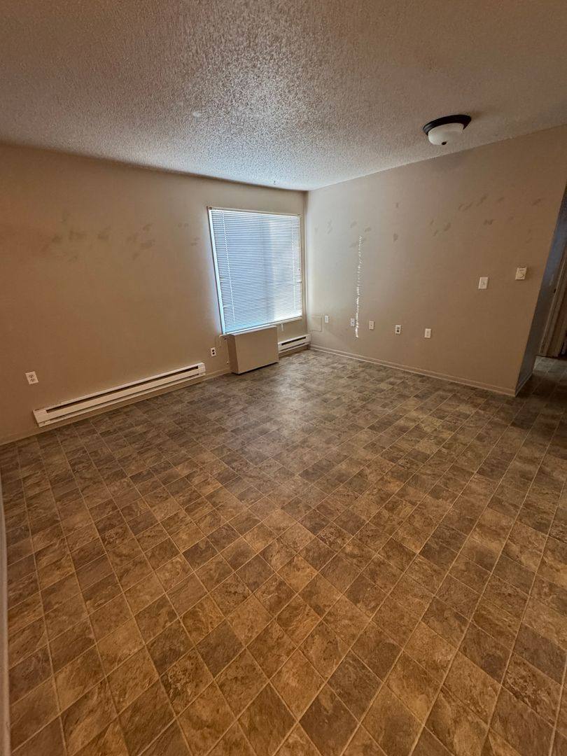 Apartment for rent at 503 SE 6th St, Greenfield, IA 50849