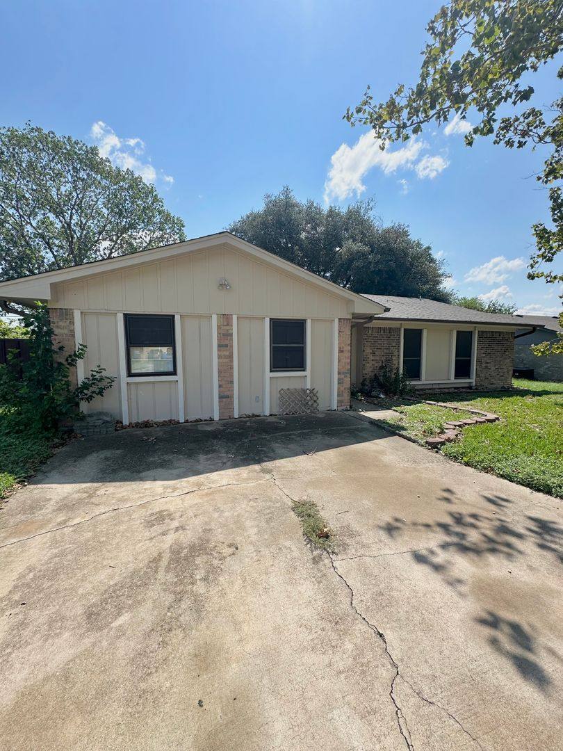 House for rent at 2806 Greystone Dr, Killeen, TX 76549