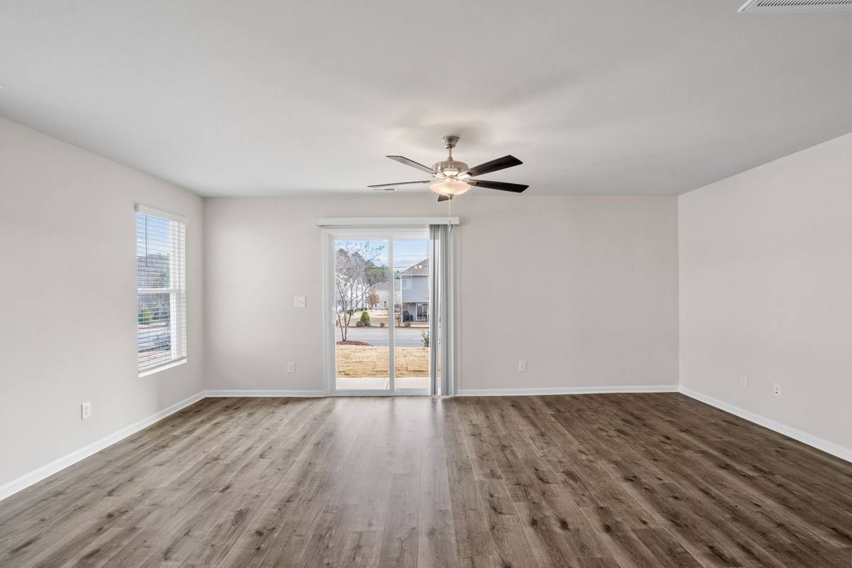 Townhouse for rent at 1010 Peony Lane, Youngsville, NC 27596