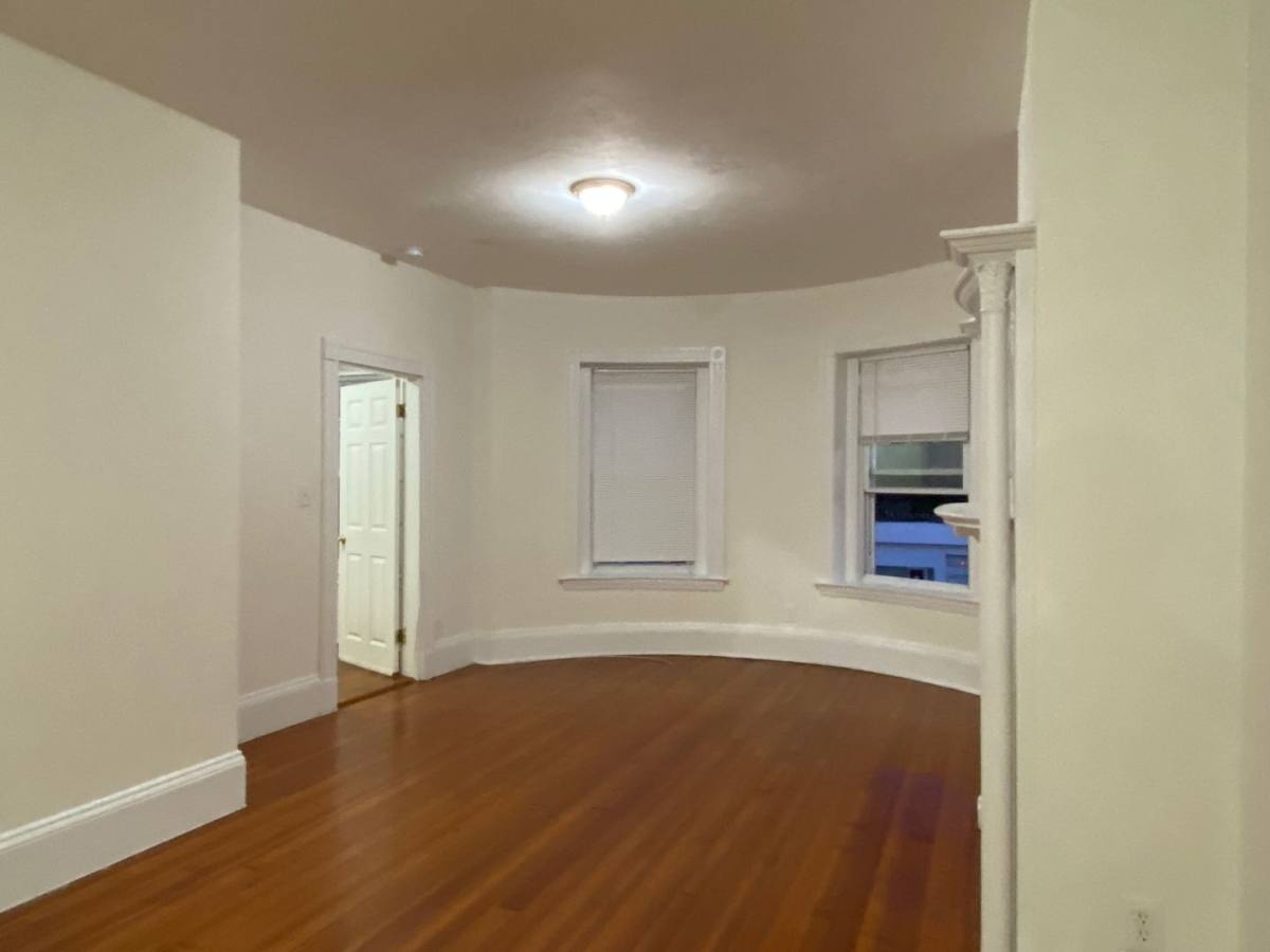 House for rent at 75 Brighton Ave #3C, Allston, MA 02134