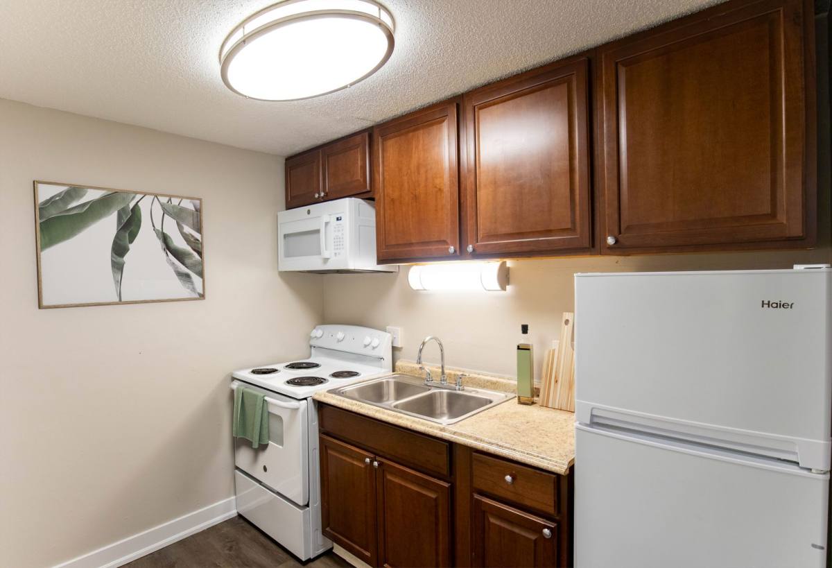 Apartment for rent at 1627 Geneva St, Aurora, CO 80010