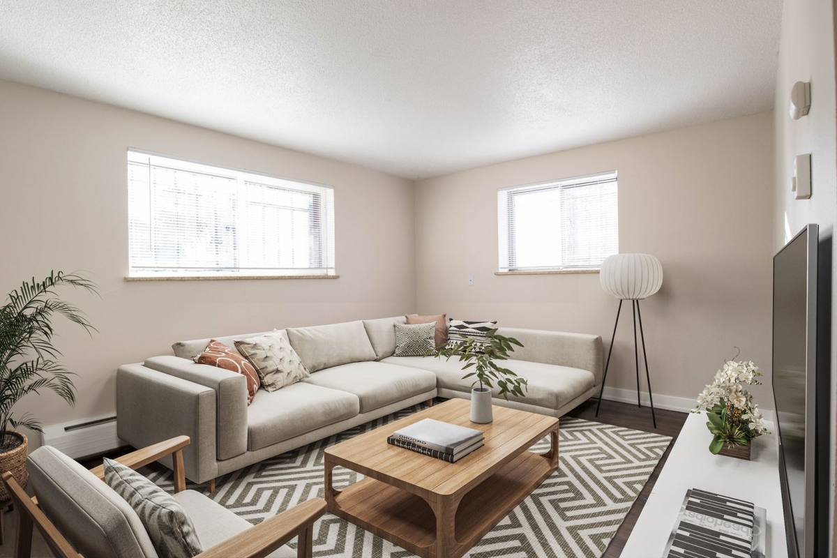 Apartment for rent at 1627 Geneva St, Aurora, CO 80010
