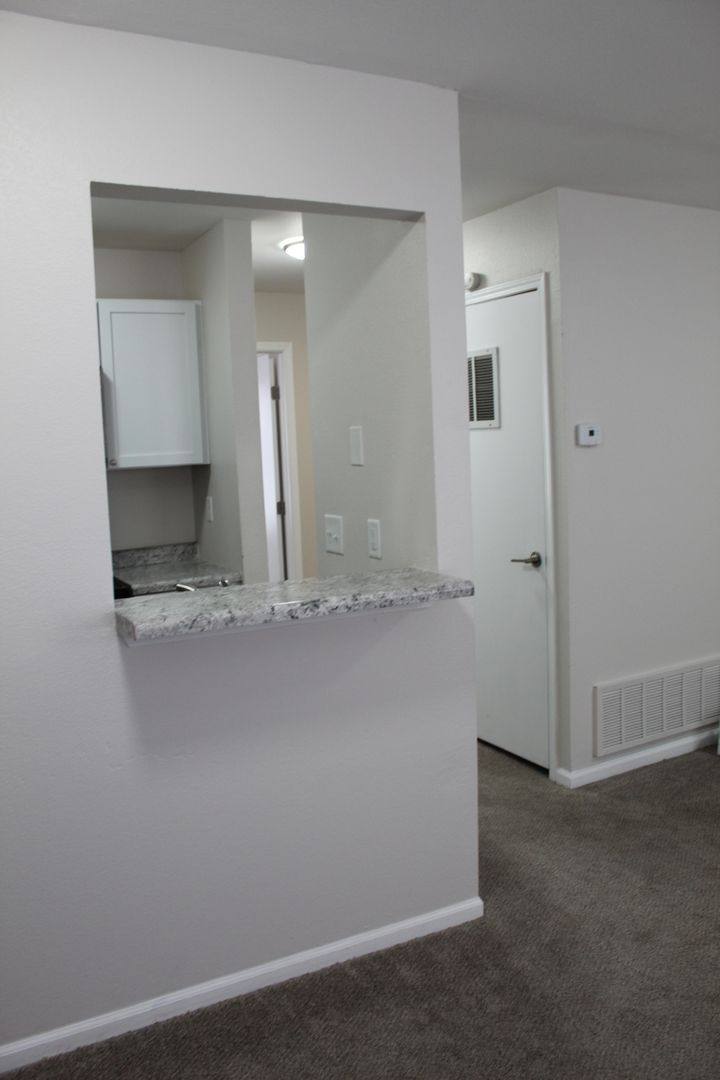 Apartment for rent at 1040 Mississippi St, Lawrence, KS 66044
