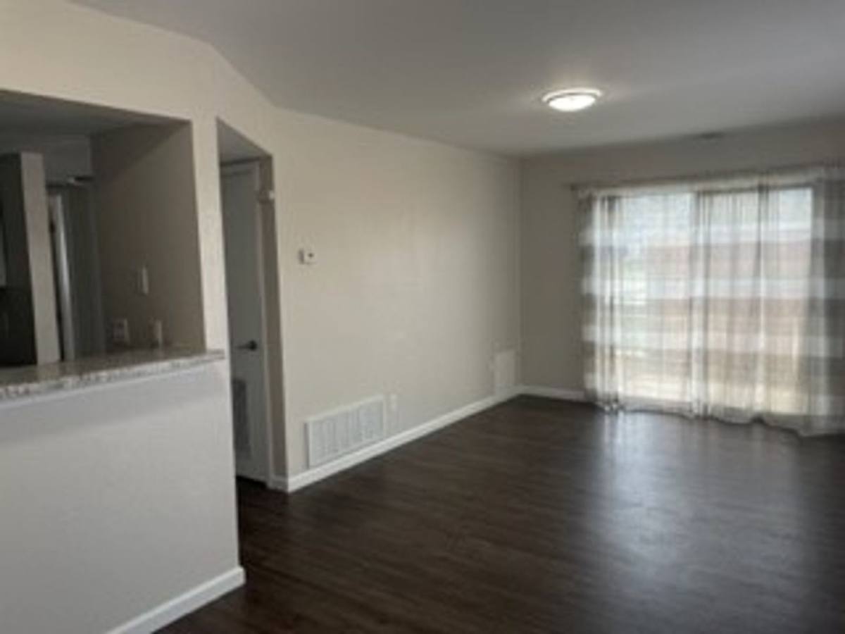 Apartment for rent at 1040 Mississippi St, Lawrence, KS 66044