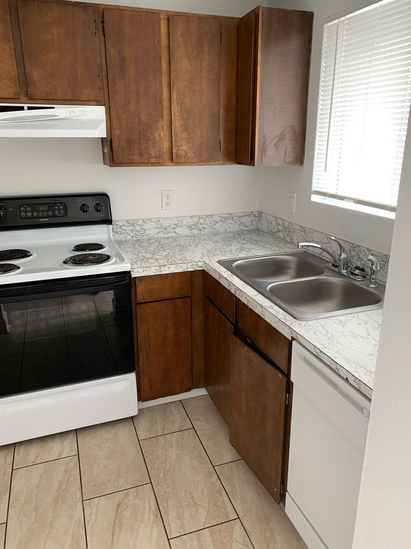 Townhouse for rent at 5865 Marius Dr, Klamath Falls, OR 97603