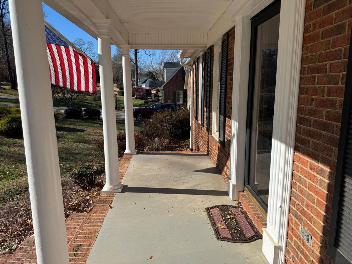 House for rent at 307 Fallingbrook Dr, Belmont, NC 28012