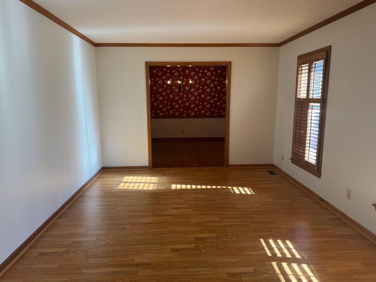 House for rent at 307 Fallingbrook Dr, Belmont, NC 28012