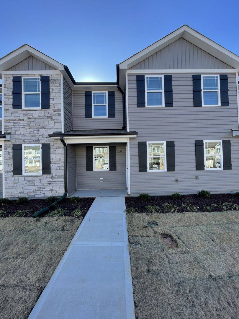 Townhouse for rent at 1041 Peony Lane, Youngsville, NC 27596
