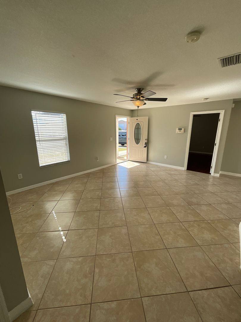 House for rent at 260 Grouper Court, Kissimmee, FL 34759