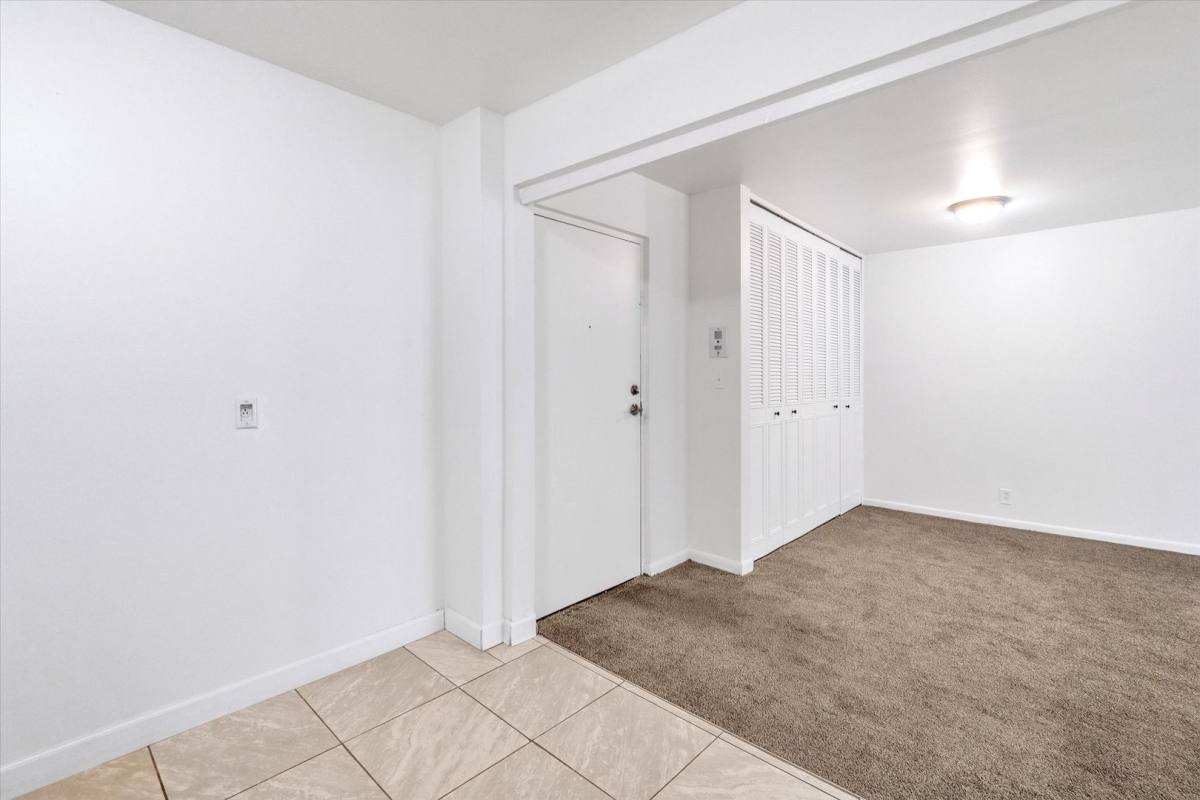 Apartment for rent at 410 N Ball St, Owosso, MI 48867