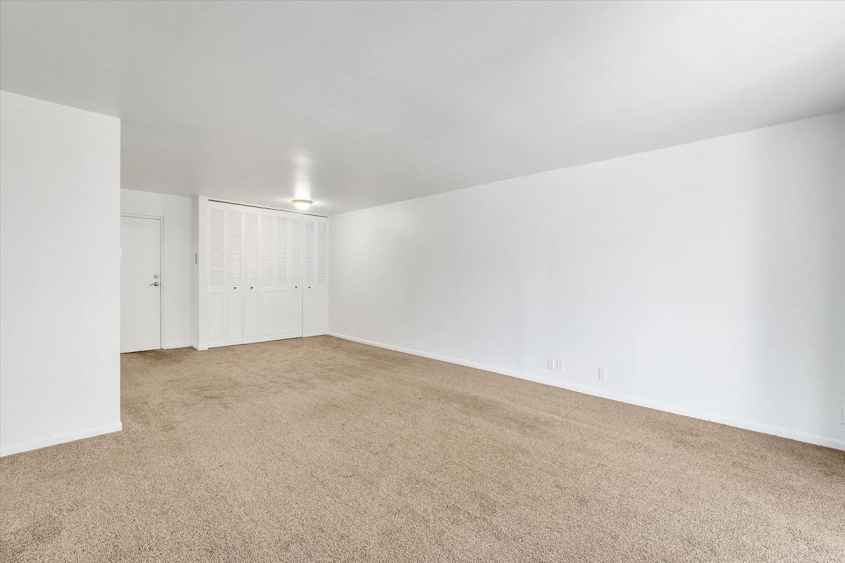 Apartment for rent at 410 N Ball St, Owosso, MI 48867