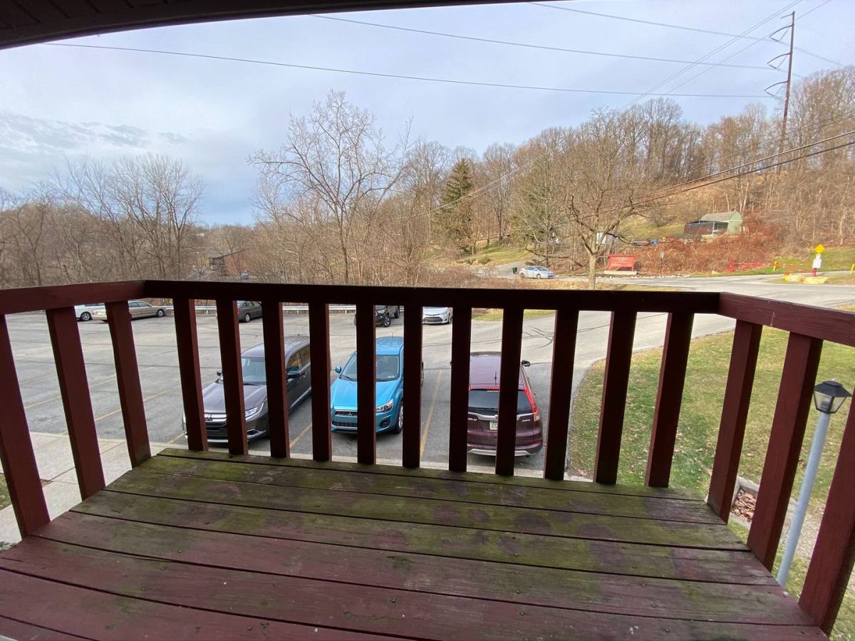 Apartment for rent at 1333 Hunter Rd, Verona, PA 15147