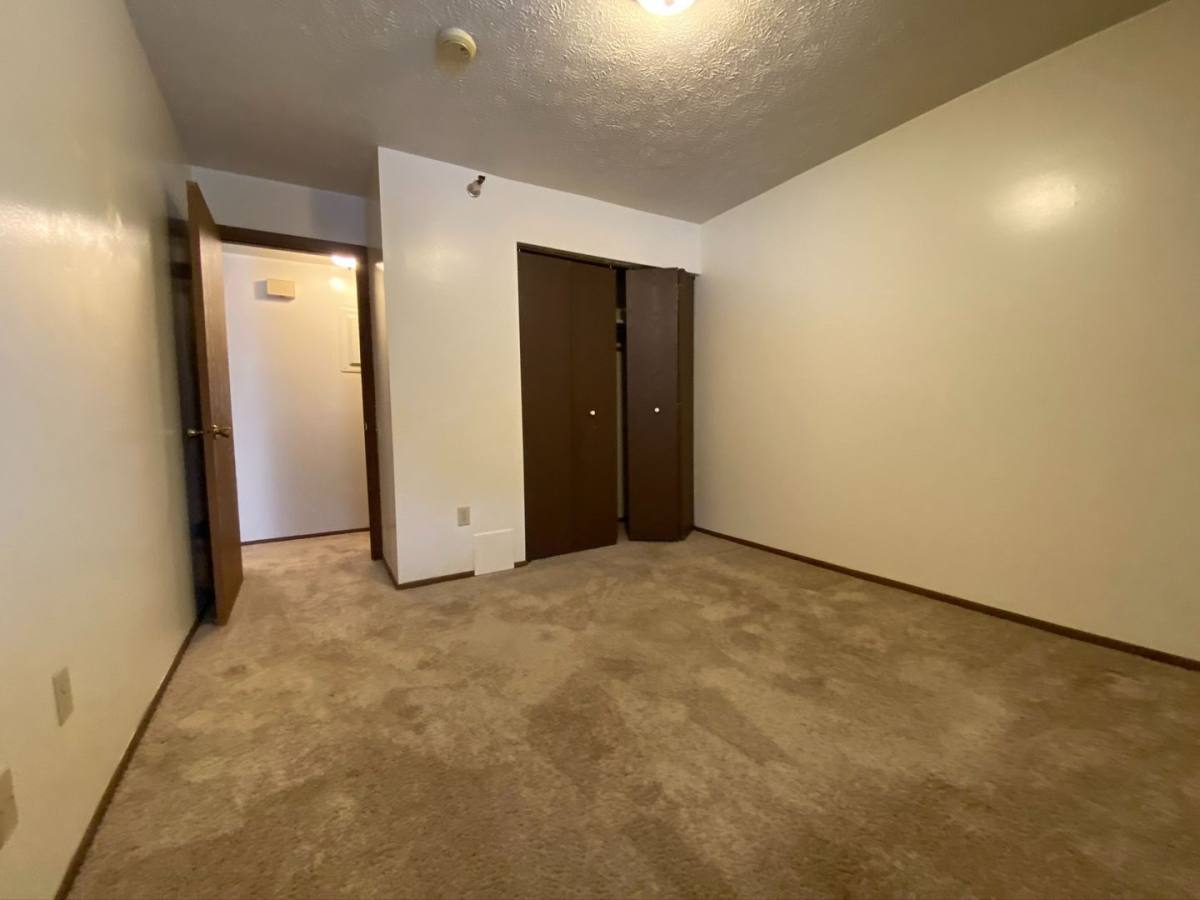 Apartment for rent at 1333 Hunter Rd, Verona, PA 15147