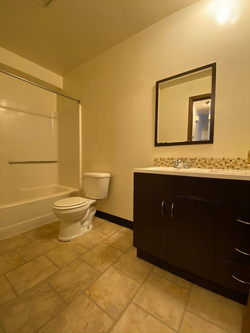 Apartment for rent at 1333 Hunter Rd, Verona, PA 15147