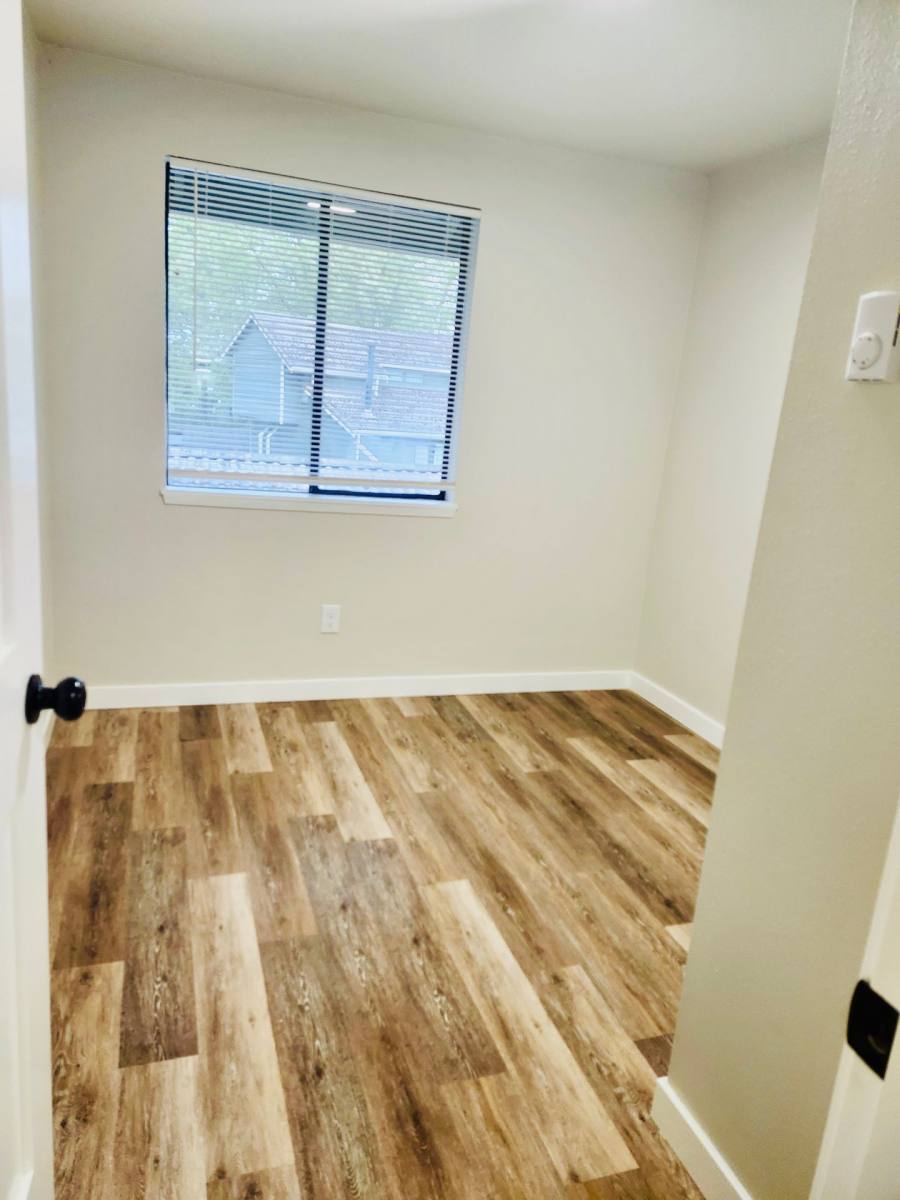 Townhouse for rent at 2506 103rd Ave E, Puyallup, WA 98372