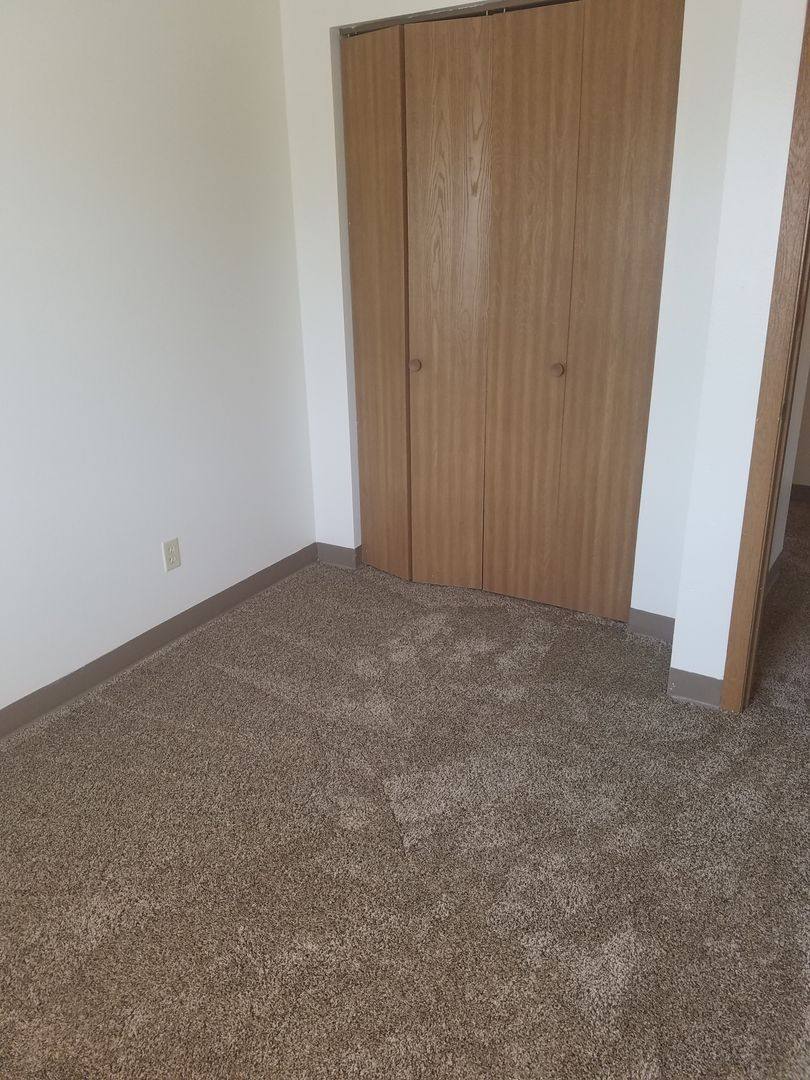 Apartment for rent at 514 S Johnson St, Iowa City, IA 52240