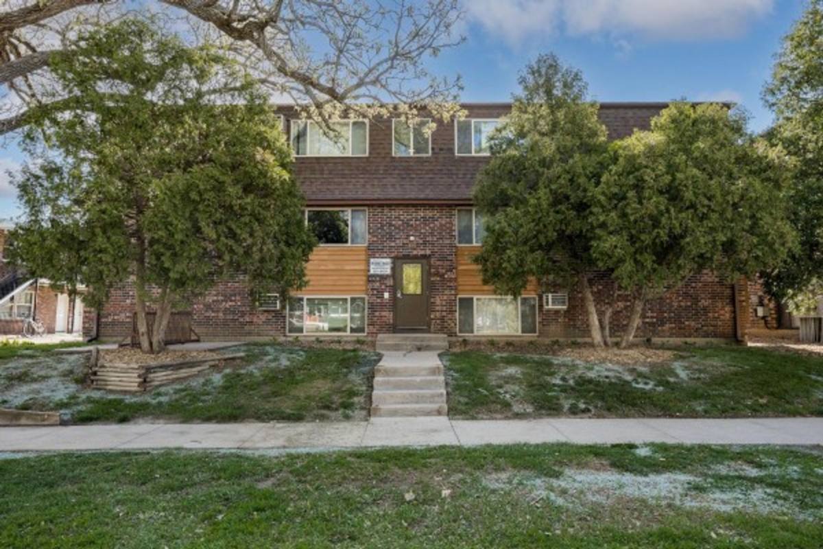 Apartment for rent at 620 S Dodge St, Iowa City, IA 52240
