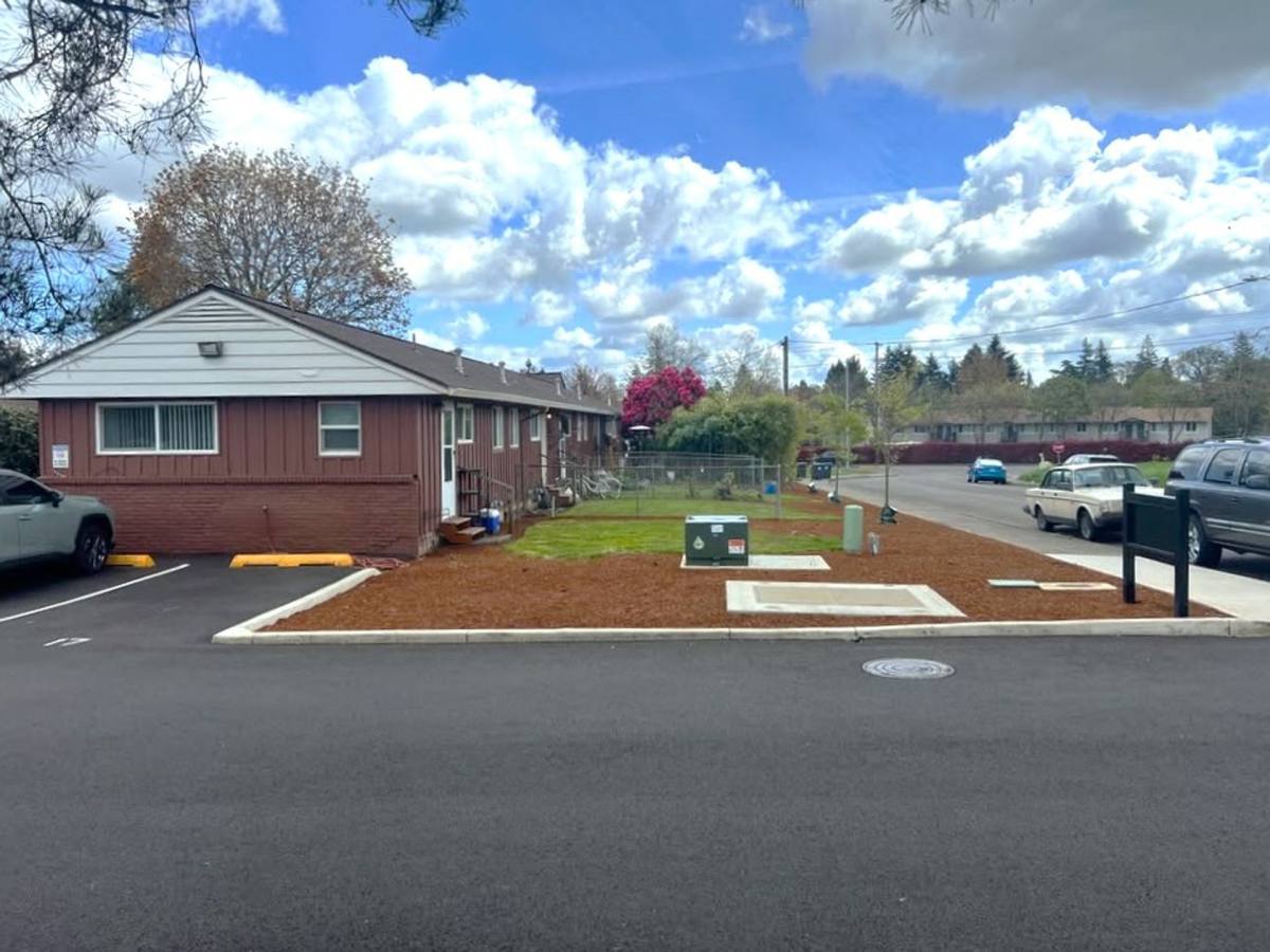Apartment for rent at 701-725 Lockwood Lane S, Salem, OR 97302