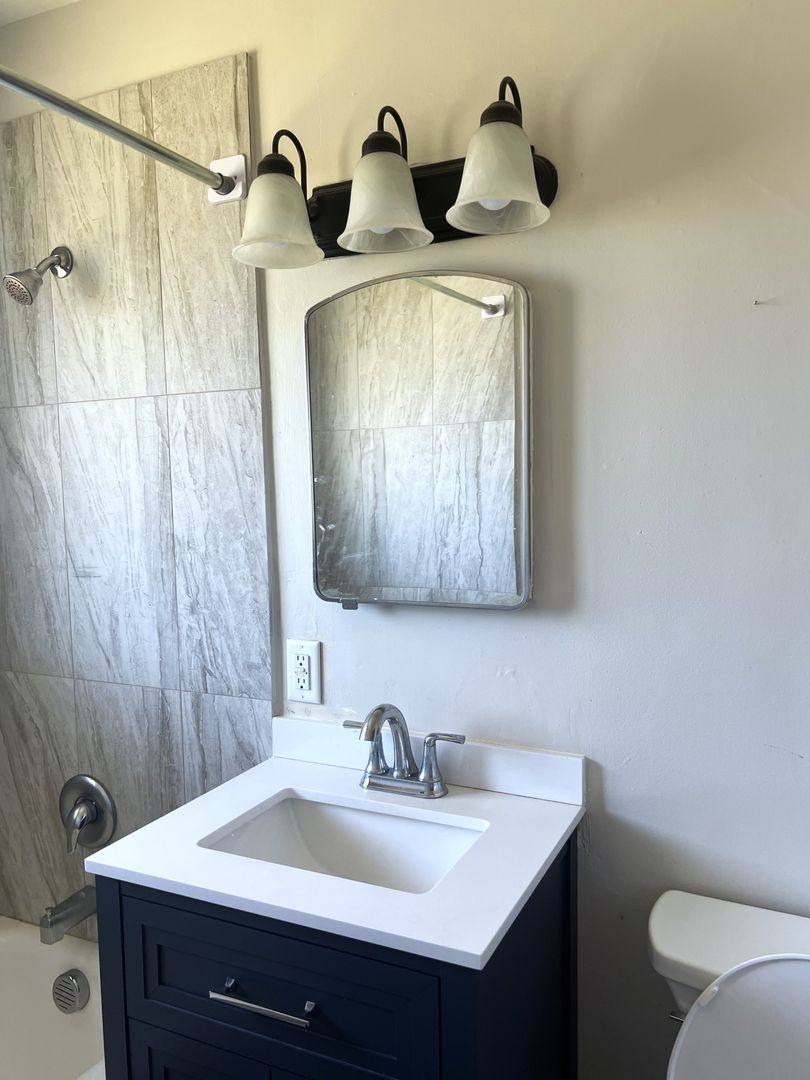 Apartment for rent at 701-725 Lockwood Lane S, Salem, OR 97302