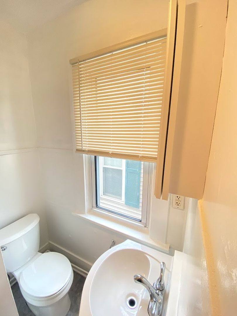 Townhouse for rent at 557 3rd St, Pitcairn, PA 15140