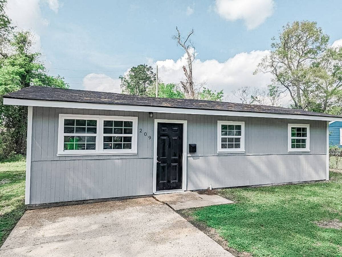 House for rent at 209 Dixie Dr, Hammond, LA 70401