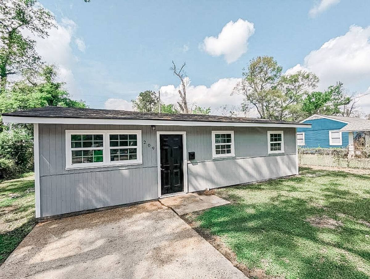 House for rent at 209 Dixie Dr, Hammond, LA 70401