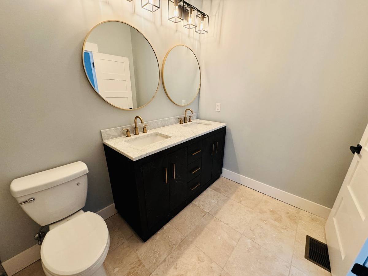 Townhouse for rent at 1105 E 38th St, Savannah, GA 31404