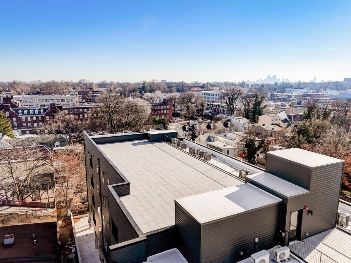 Apartment for rent at 212 W Rittenhouse St, Philadelphia, PA 19144