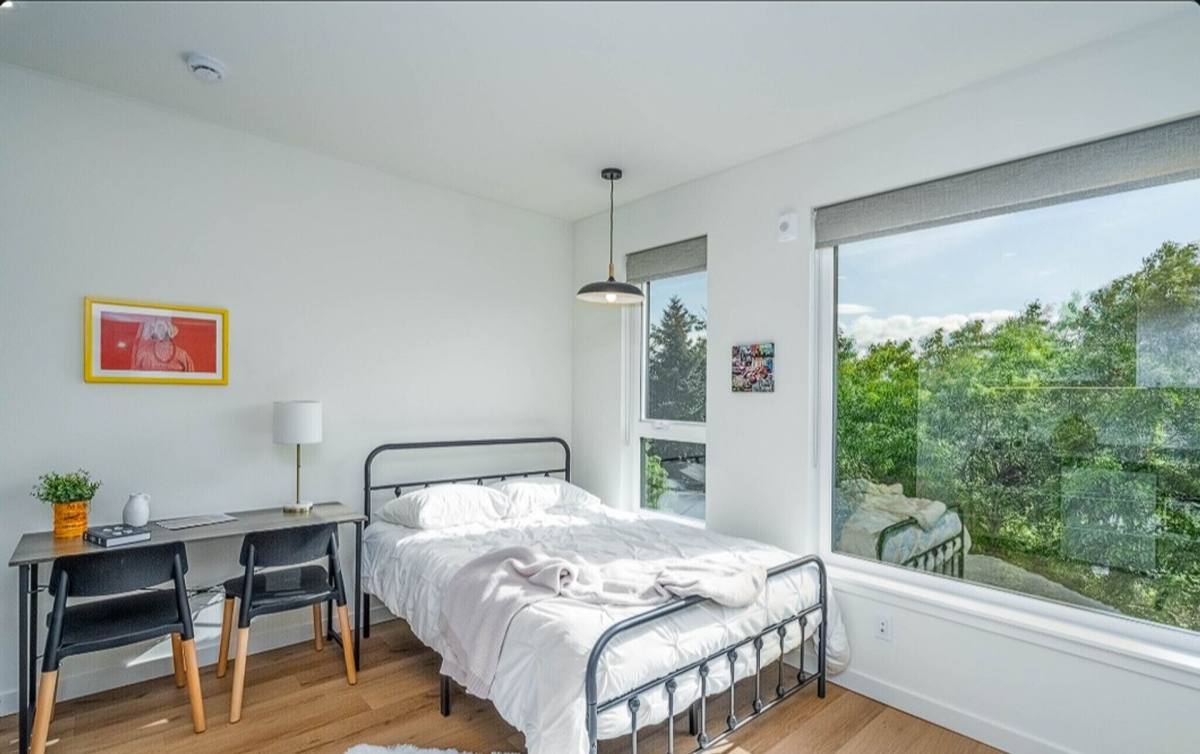 Apartment for rent at 4751 21st Ave NE, Seattle, WA 98105